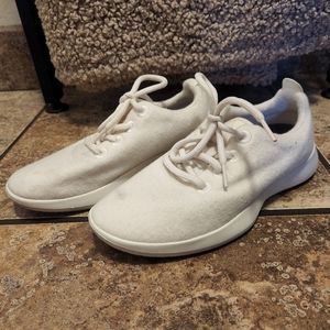 White wool Allbirds